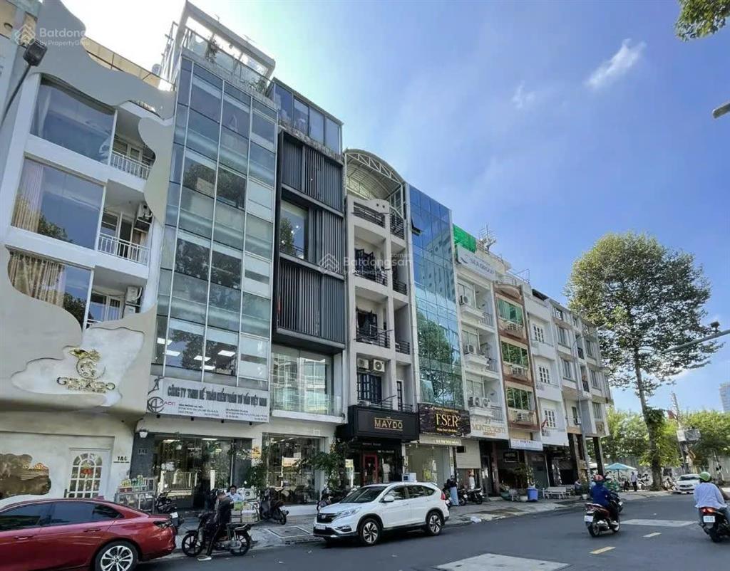 Nhà mặt tiền 224 bạch đằng, phường 24, quận bình thạnh, kết cấu 5 tầng, giá đầu tư