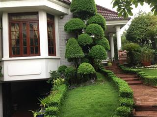 Bán siêu biệt thự ngay trung tâm quận 3,đường lê ngô cát ,làm viêc với chính chủ