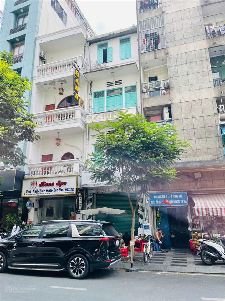 Bán gấp mặt tiền trương định, p. bến thành, q1  4x22m 4 tầng  ngay new world & chợ bến thành