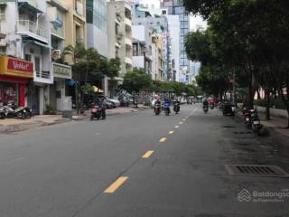 Bán nhà mới 100% kinh doanh đắc địa sát sân bay