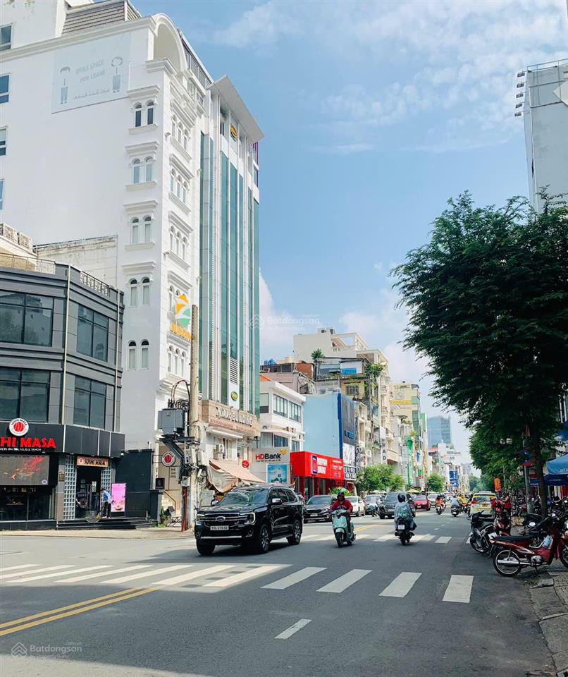Bán tòa nhà mặt tiền võ văn tần quận 3, 6x17m, hầm 9 tầng, tn 3 tỷ/năm.