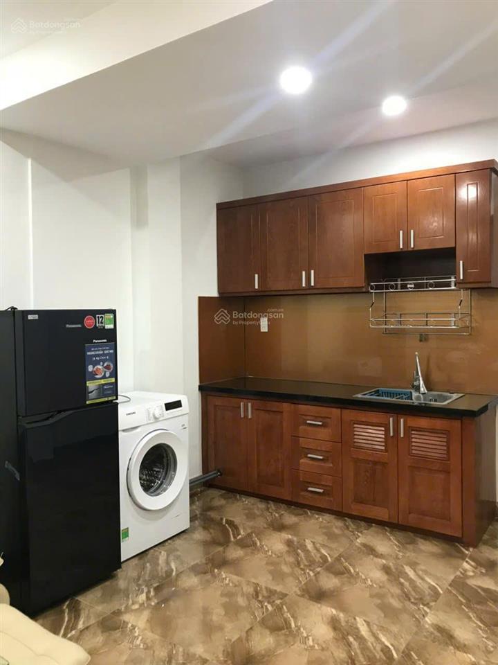 Chính chủ bán tòa nhà căn hộ dịch vụ  lý thái tổ, quận 10