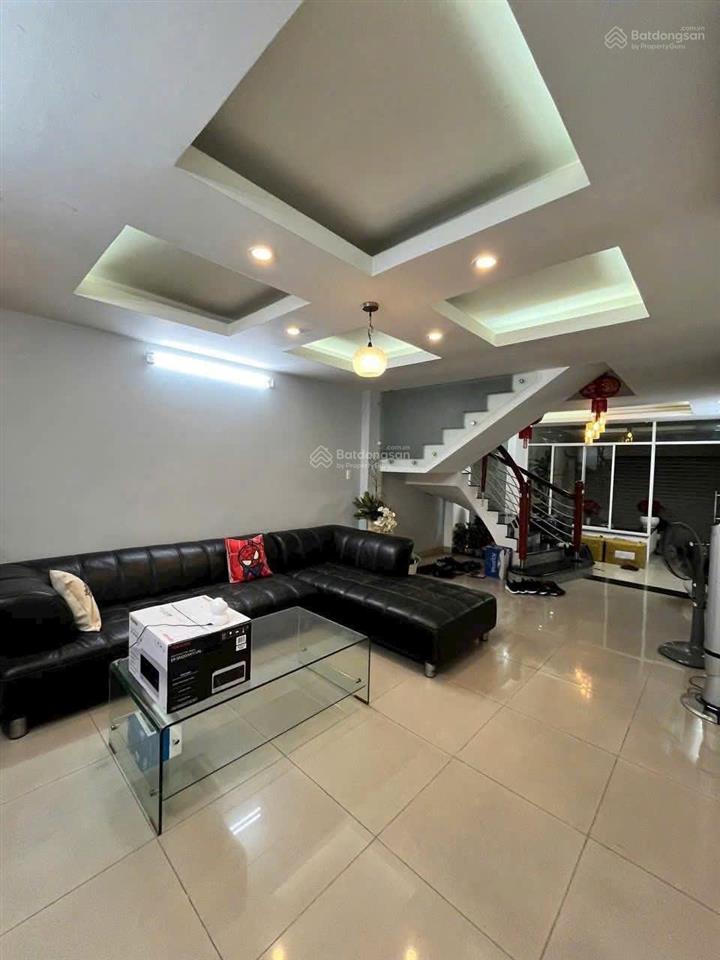 Nhà đẹp giá tốt nội thất xịn sò trung tâm đường hoa hồng