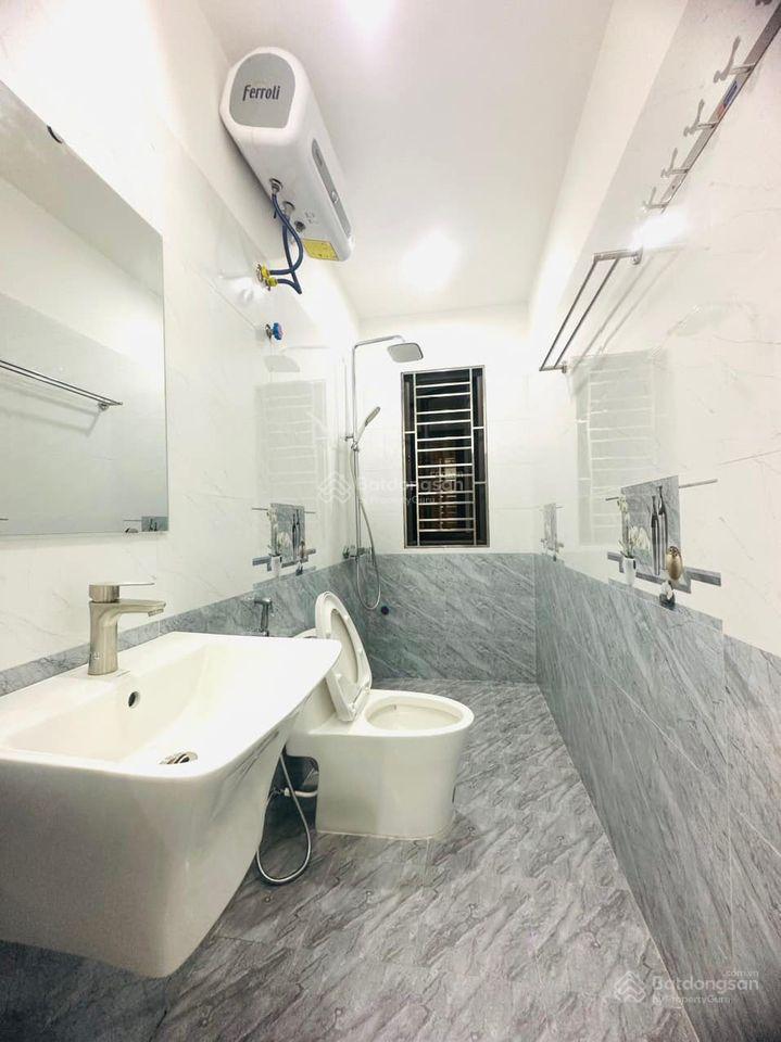 Hạ giá 800tr  còn 14.5 tỷ (quận 1)