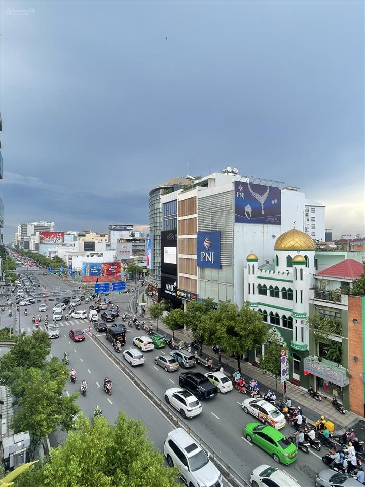 Phú nhuận hàng hiếm  nhà đất 240m xây chdv