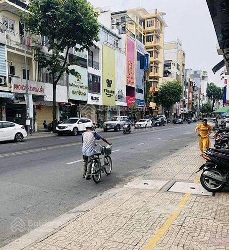 Đẳng cấp góc 3 mặt tiền  sát vách ga metro số 2  nguyễn thái bình, tân bình
