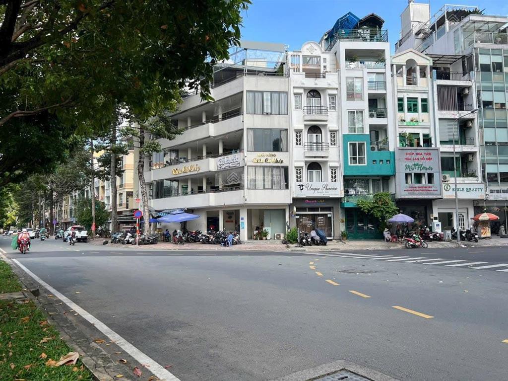 Bán nhà mặt tiền trường sa, quân 3  vị trí vàng kinh doanh đắc địa