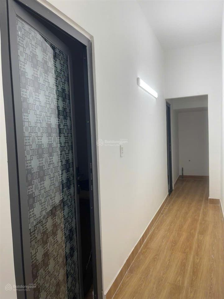 Nhà bán số hồng, 1 gác lửng, vị trí góc phan văn trị, bùi đình túy, p12, cách mặt tiền 20m