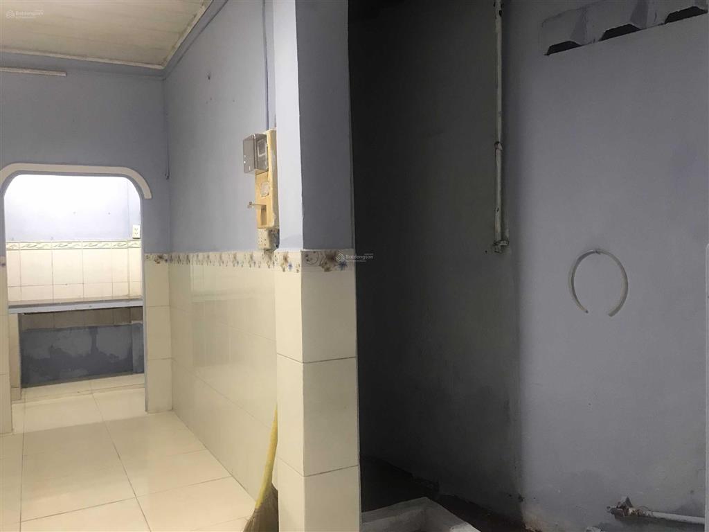 Nhà cho thuê nguyên căn nơ trang long, gần cầu băng ky, ở liền, 1 trệt, 1 lầu, 1 lửng