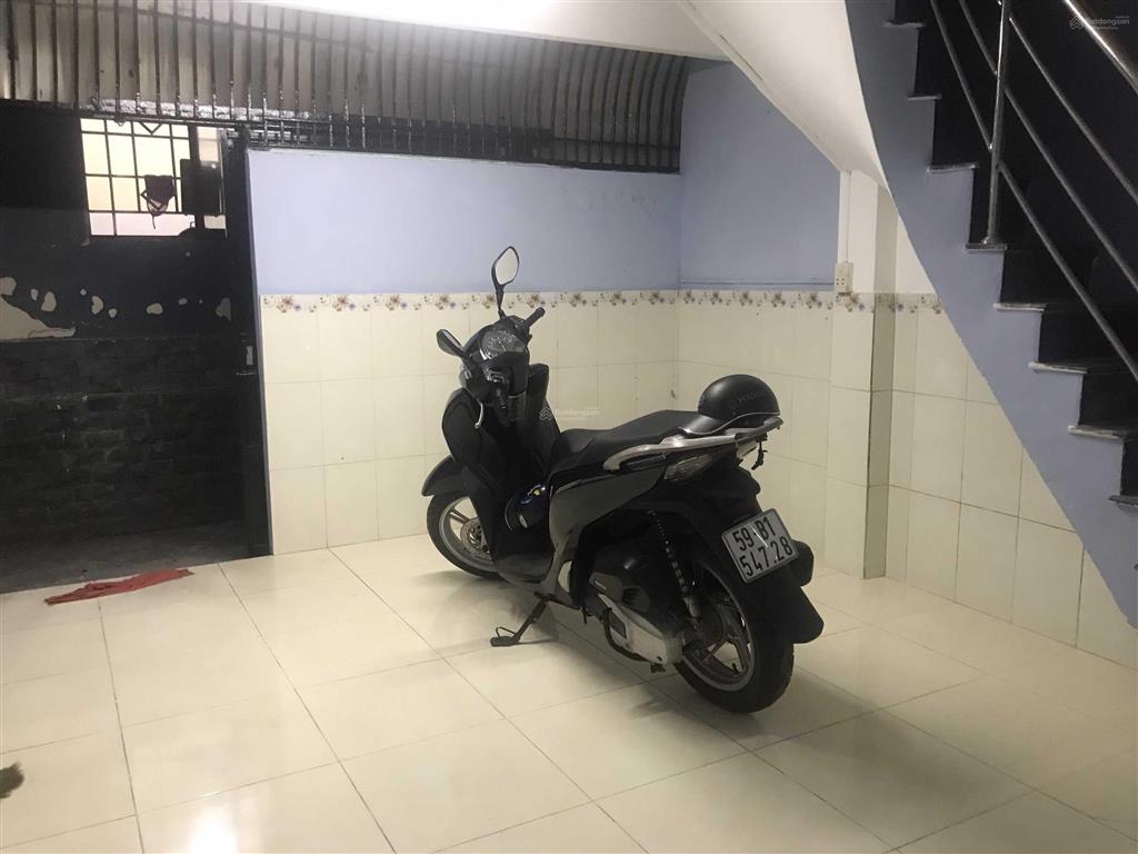 Nhà cho thuê nguyên căn nơ trang long, gần cầu băng ky, ở liền, 1 trệt, 1 lầu, 1 lửng