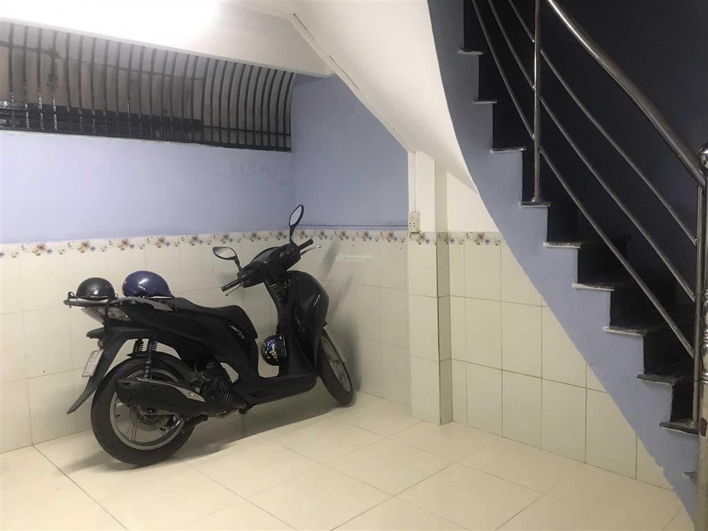 Nhà cho thuê nguyên căn nơ trang long, gần cầu băng ky, ở liền, 1 trệt, 1 lầu, 1 lửng