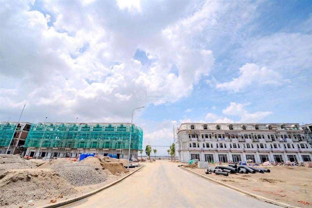 Vinhomes cần giờ  nhà phố liền kề đường tương lai rộng 50m, 100m2, vay miễn lãi đến 5 năm