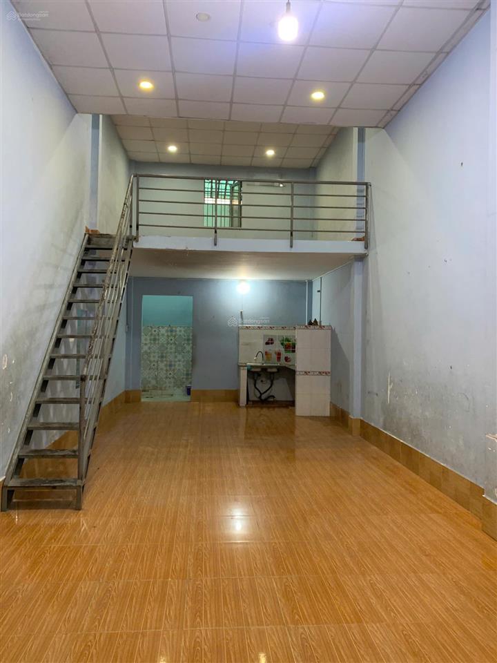 Chính chủ cần cho thuê nhà có gác lửng 4x15, cuối đường số 1 kdc vĩnh lộc, giá thuê 5,5 tr/ tháng