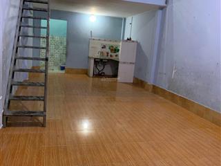 Chính chủ cần cho thuê nhà có gác lửng 4x15, cuối đường số 1 kdc vĩnh lộc, giá thuê 5,5 tr/ tháng