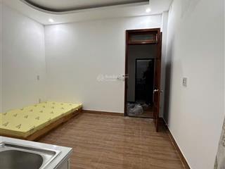 Cho thuê phòng dịch vụ đầy đủ nội thất nhận phòng ngay chỉ 3.5 triệu/phòng cách chợ bình thành 200m