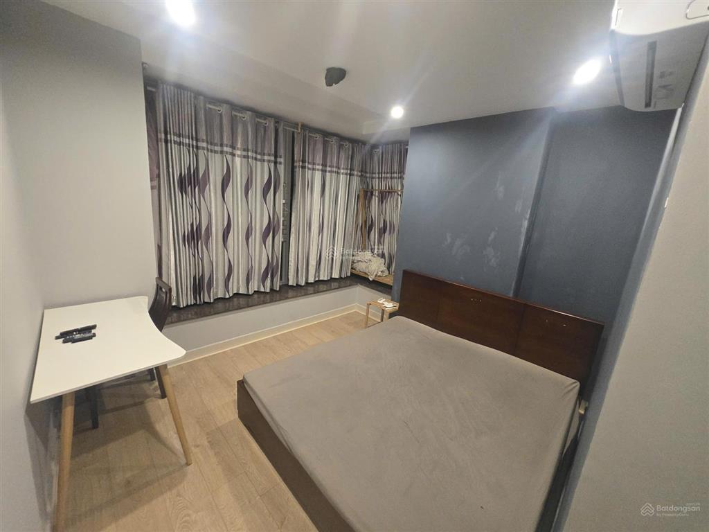 Chính chủ bán căn hộ terra rosa 79,5m22pn2wc sổ hồng sang tên ngay full nội thất, view hồ bơi ueh