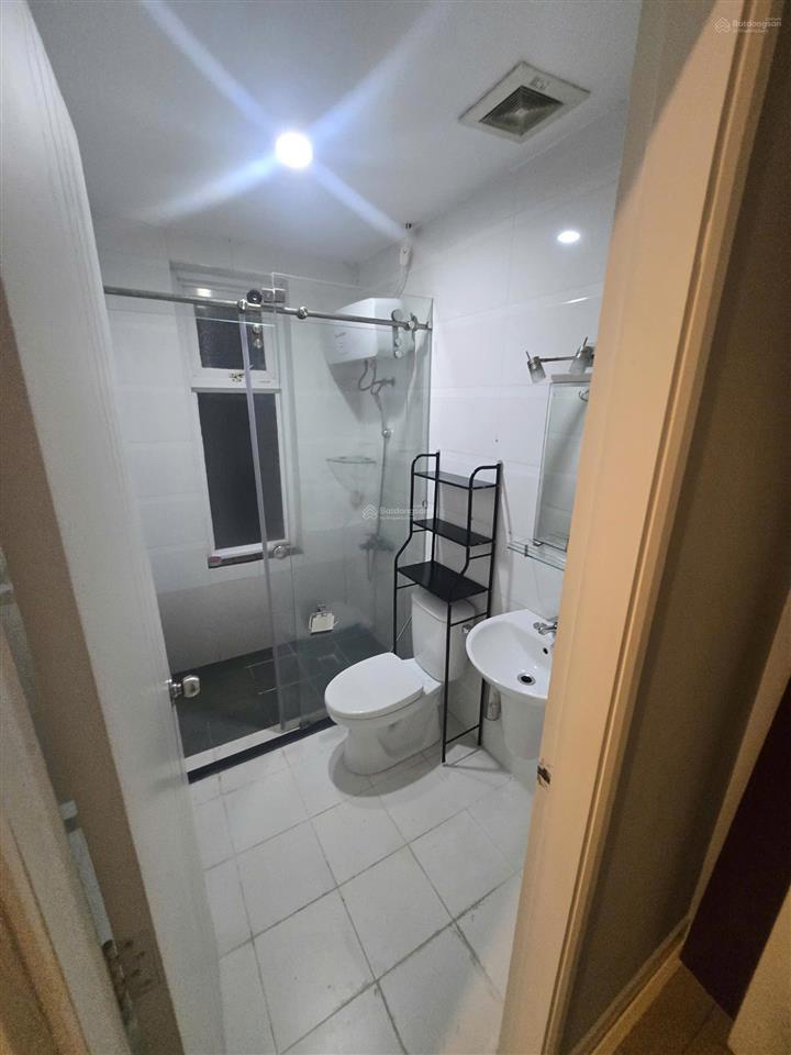 Chính chủ bán căn hộ terra rosa 79,5m22pn2wc sổ hồng sang tên ngay full nội thất, view hồ bơi ueh