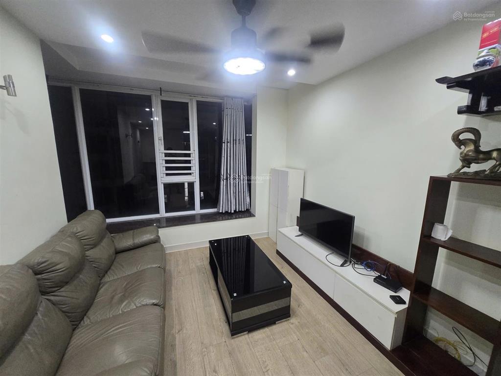 Chính chủ bán căn hộ terra rosa 79,5m22pn2wc sổ hồng sang tên ngay full nội thất, view hồ bơi ueh