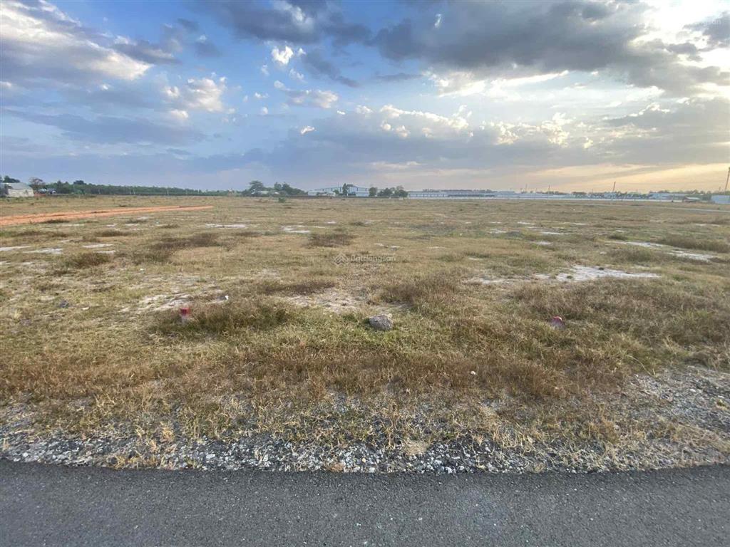 Bán đất mặt nhựa 32m đường liên phường. dt 5*44m/100m2 tc. giá chỉ hơn 500 triệu