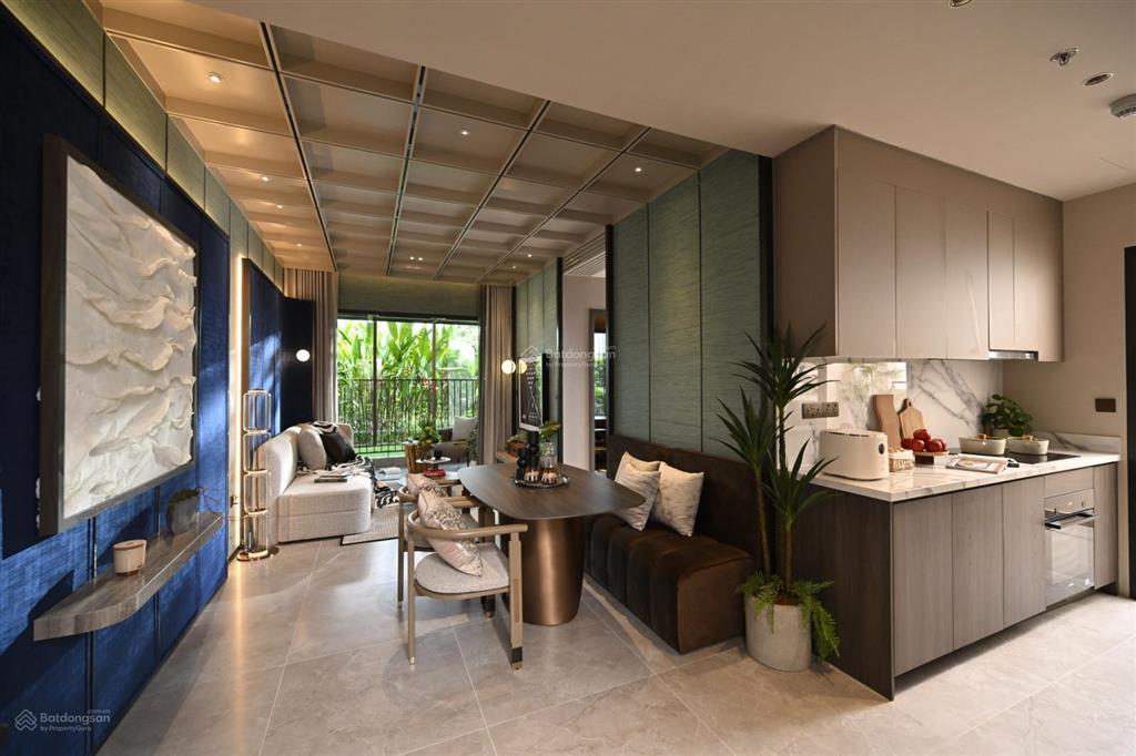 Dinh thự 3 mặt tiền. dt 390m², mua trực tiếp cđt, ck cao.  0902 746 ***