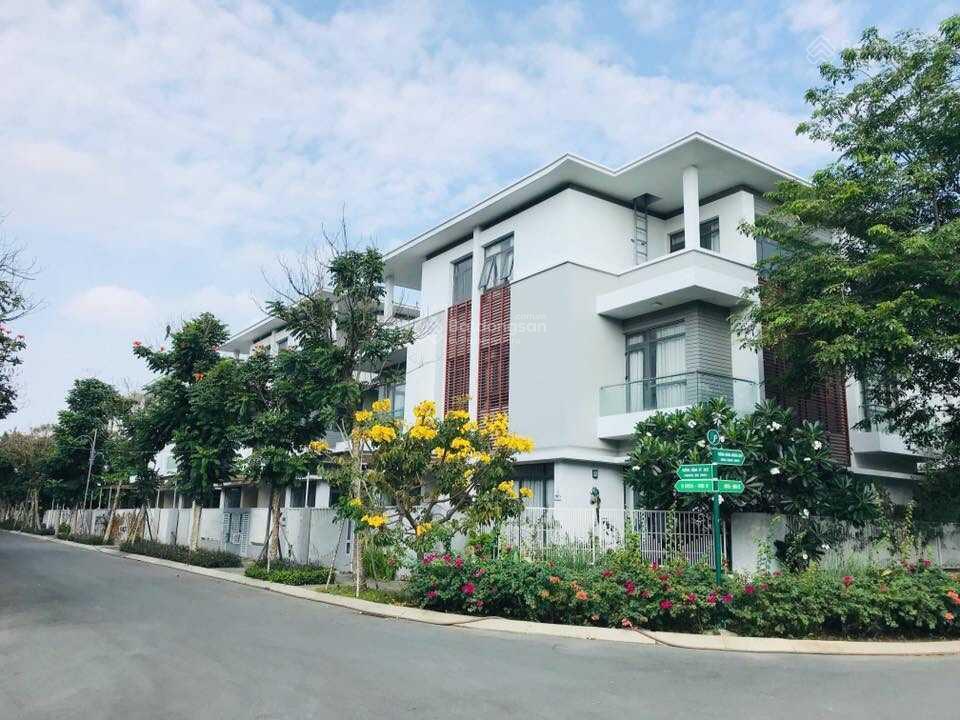Biệt thự song lập phố đông, đã hoàn thiện nội thất. dt 200m2, chỉ 22,5 tỷ.  0902 746 ***
