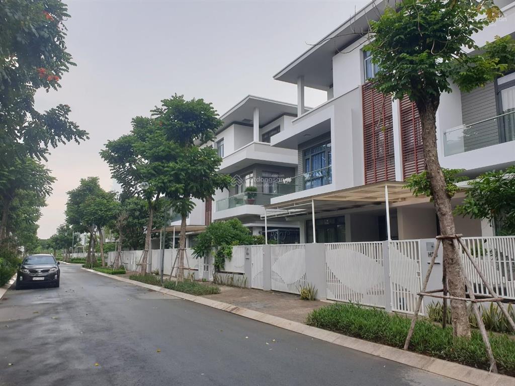 Biệt thự song lập phố đông, đã hoàn thiện nội thất. dt 200m2, chỉ 22,5 tỷ.  0902 746 ***