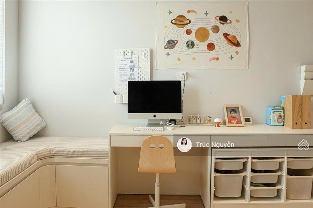 Cho thuê biệt thự tân cổ điển có hồ bơi, nhà mới full nội thất, có thang máy. 0902 746 ***