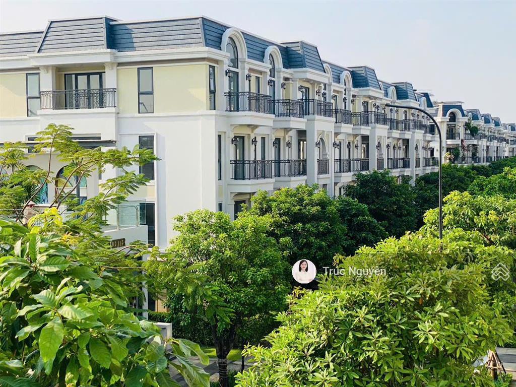 Biệt thự song lập, đối diện công viên. dt 10x20, chỉ 30 tỷ.  0902 746 ***