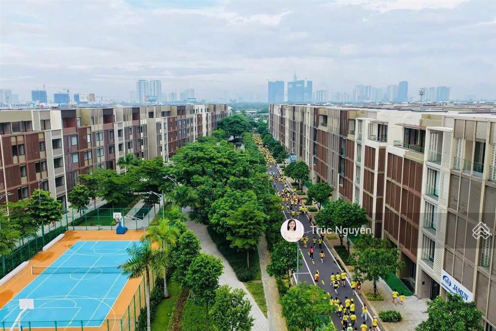 Cho thuê shophouse. nhà thô nguyên căn. dt 133m2, ngay trục wiyo complex, chỉ 30 tr/tháng