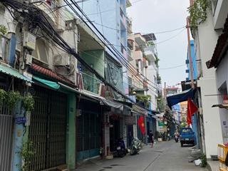 Nhà (4x10 nở hậu) đúc 2 tấm, cách mt 3/2 chỉ 40m.giá tốt 6.3 tỷ