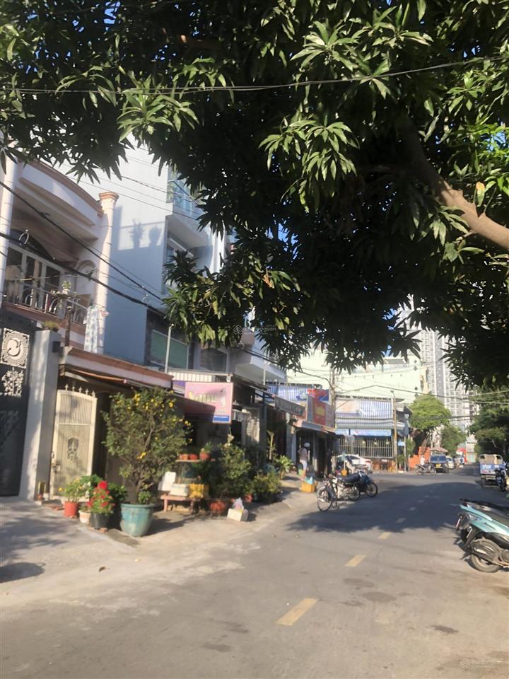 Ngang 5m hiếm có tại q11 ngay parkson lê đại hành  xe hơi tận nhà