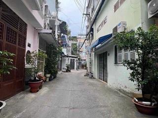 Sát mt đường 3/2  nhà đúc 3 tấm (4.2x10) hxh 5m thông