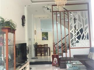 Chỉ 7.5 tỷ! nhà 3.5 tấm khu nhà cao tầng hxh lạc long quân