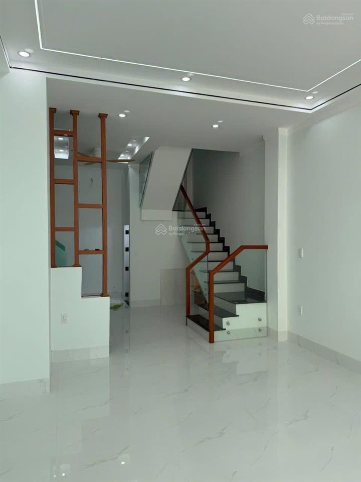 Nhà 3.5 tấm mới chưa ai ở (4x11) hxh 6m an dương vương