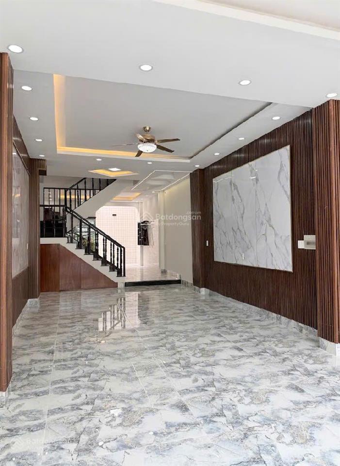 Nhà 4 tấm (4.8 x 18) mt lê công phép ngay kinh dương vương
