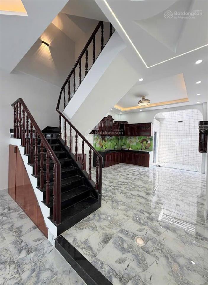 Nhà 4 tấm (4.8 x 18) mt lê công phép ngay kinh dương vương