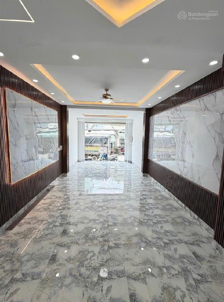 Nhà 4 tấm (4.8 x 18) mt lê công phép ngay kinh dương vương