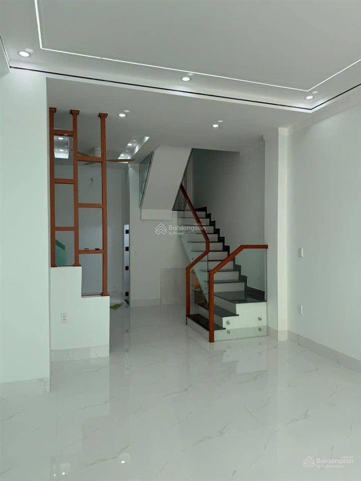 Vị trí cực đẹp  sát mt an dương vương  nhà 3 tấm chỉ 6.6 tỷ