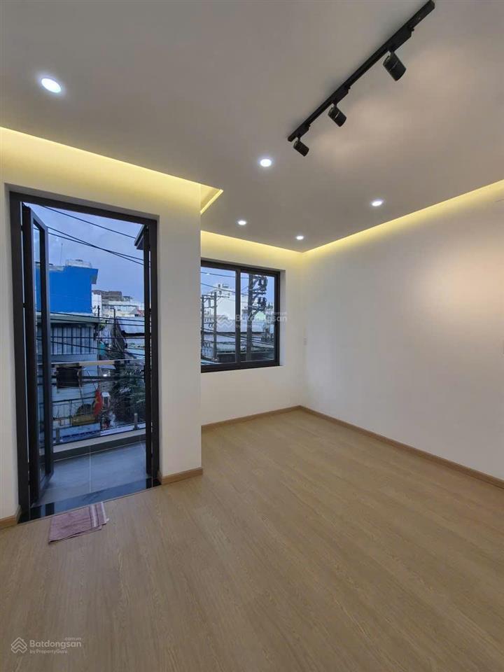 Vị trí đẹp tiện kd ngay lũy bán bích  lương thế vinh