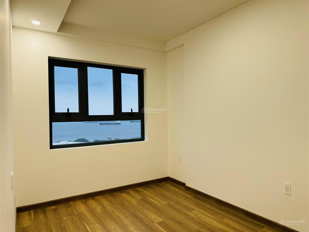 Bán gấp căn góc 3pn nhà mới view trực diện sông giá siêu tốt, căn hộ q7 riverside đường đào trí