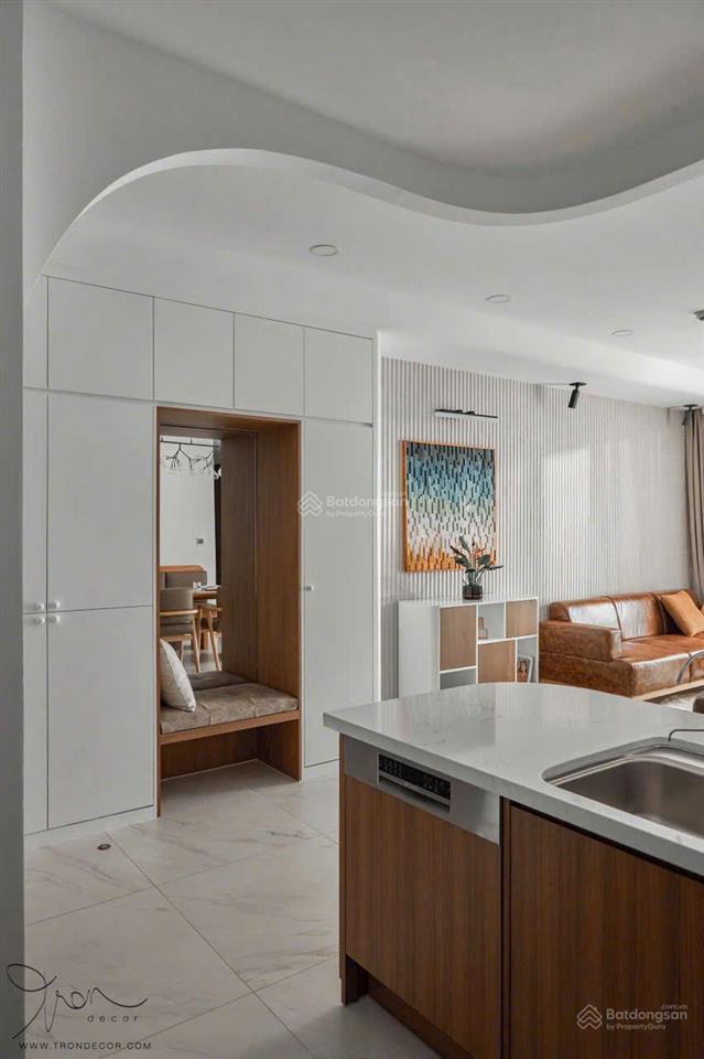 Chủ ngộp giảm 700tr bán gấp căn 3pn midtown diện tích 130m2 full nội thất hỗ trợ xem nhà 24/7