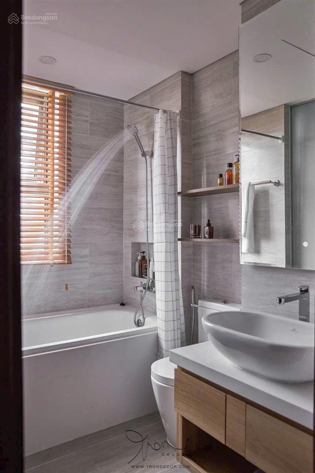 Chủ ngộp giảm 700tr bán gấp căn 3pn midtown diện tích 130m2 full nội thất hỗ trợ xem nhà 24/7
