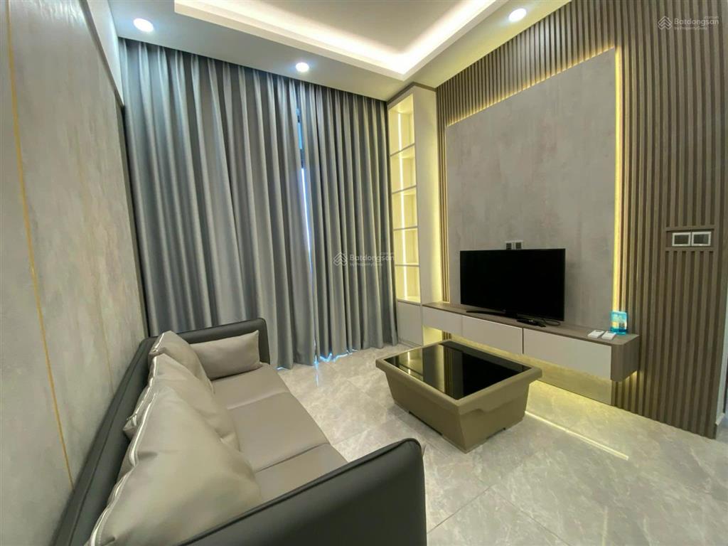 Bán gấp 2pn view sông, diện tích rộng 99m2 hàng hiếm tại tòa m8 the peak  midtown phú mỹ hưng