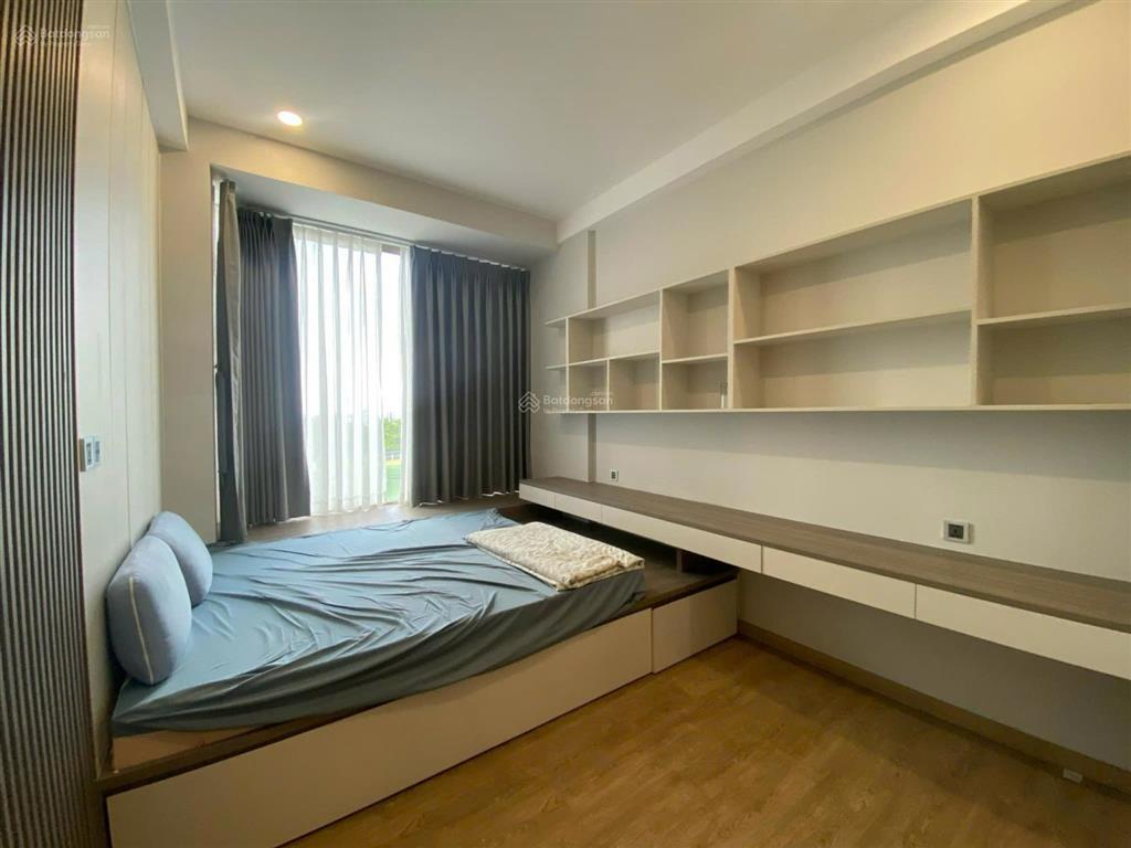 Bán gấp 2pn view sông, diện tích rộng 99m2 hàng hiếm tại tòa m8 the peak  midtown phú mỹ hưng