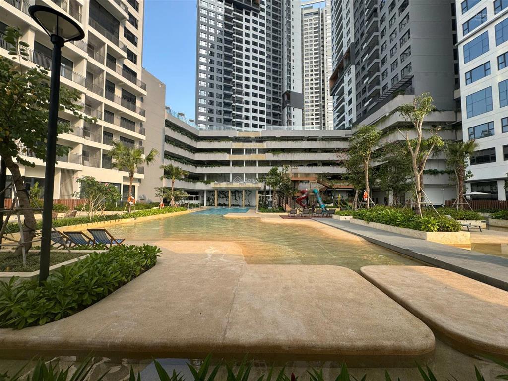 Bán căn nhanh hộ sân vườn 198m2  hàng hiếm tại the infiniti quận 7  view biển nhân tạo