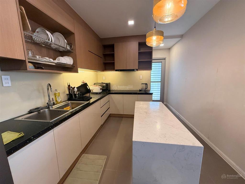 Giá rẻ bán gấp căn hộ 3pn scenic valley full nội thất giá chỉ 9,6 tỷ suất người nước ngoài