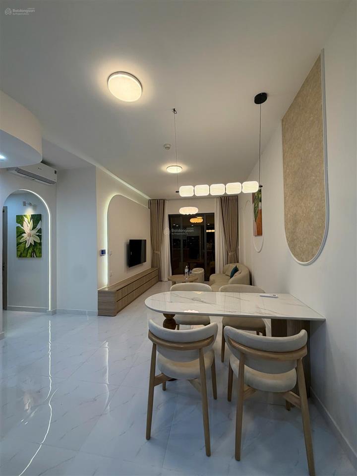 Cho thuê the infiniti quận 7  2pn, 84m² full nội thất cao cấp mới 100%. giá chỉ 27tr/tháng