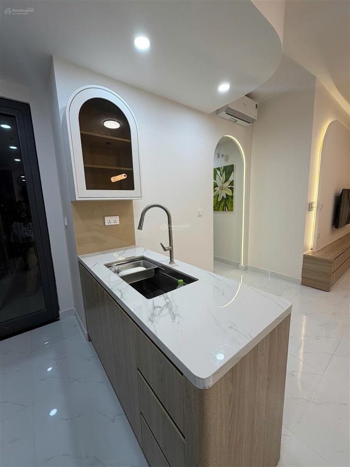 Cho thuê the infiniti quận 7  2pn, 84m² full nội thất cao cấp mới 100%. giá chỉ 27tr/tháng