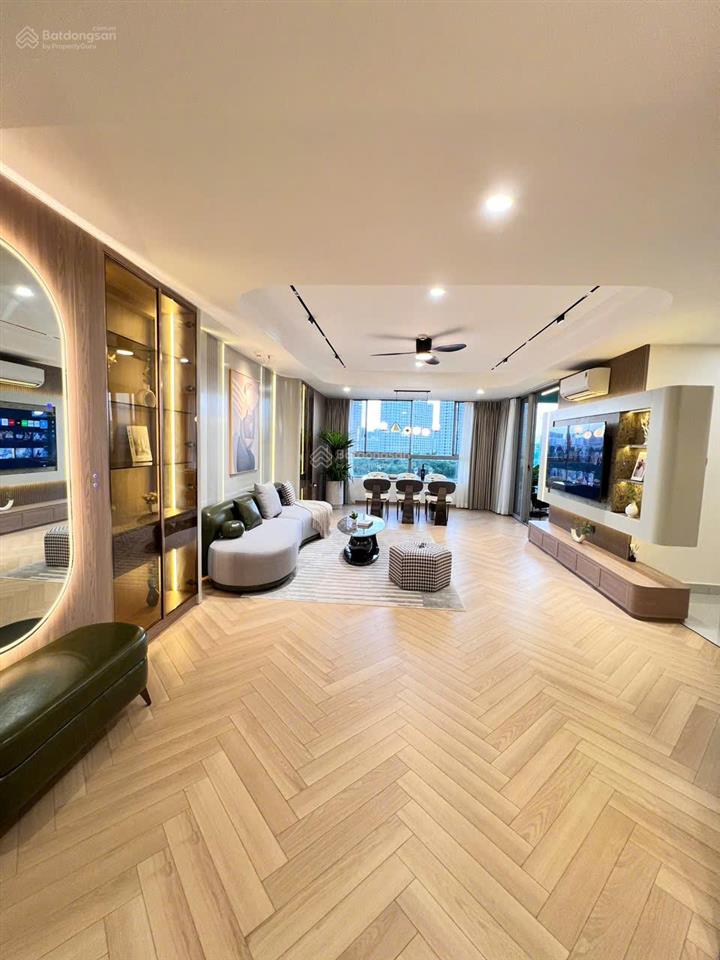 Siêu phẩm green valley phú mỹ hưng, căn góc 3pn | view sân golf riêng | nội thất cao cấp mới 100%