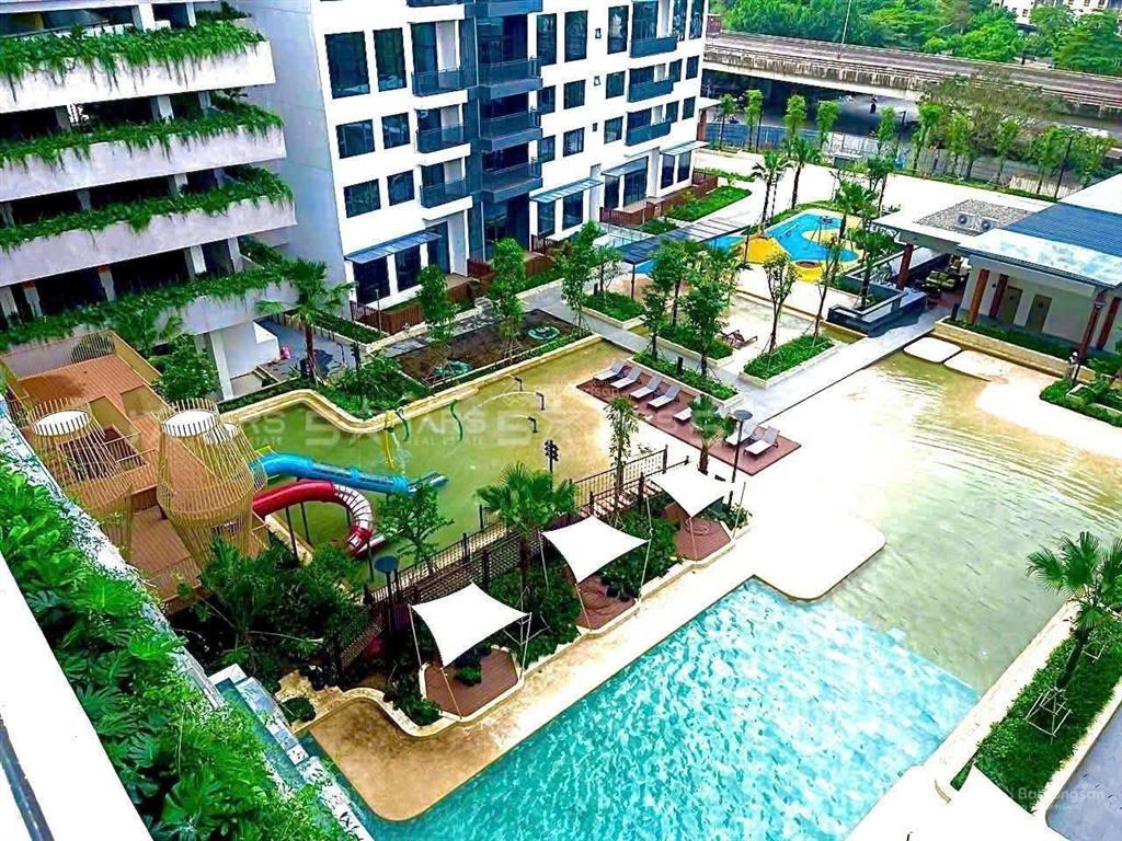 Bán gấp căn góc 3pn, 3wc the infiniti 135m2 giá hời dự án 92tr/m2, view 360 xem bắn pháo hoa